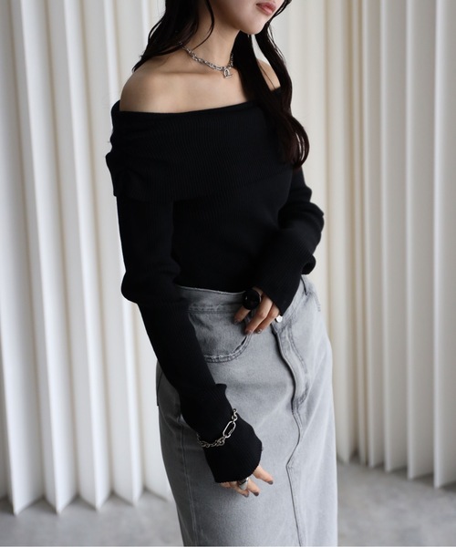 YENNA（イェンナ）の「オフショルダーギャザーニット（ニット/セーター・レディース・ブラック×ホワイト/アイボリー/ブラック・FREE）」の18枚目の写真