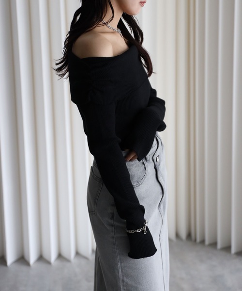YENNA（イェンナ）の「オフショルダーギャザーニット（ニット/セーター・レディース・ブラック×ホワイト/アイボリー/ブラック・FREE）」の19枚目の写真