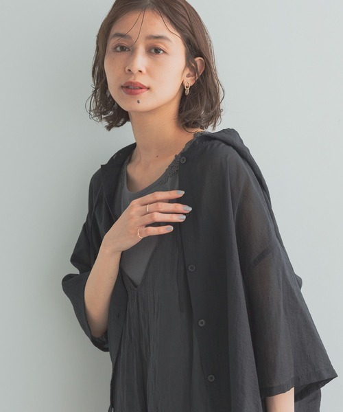 studio CLIP(スタディオクリップ)の「シアーフードシャツ(シャツ/ブラウス・レディース・ライトグレー/ブラック/アイボリー・FREE)」の14枚目の写真