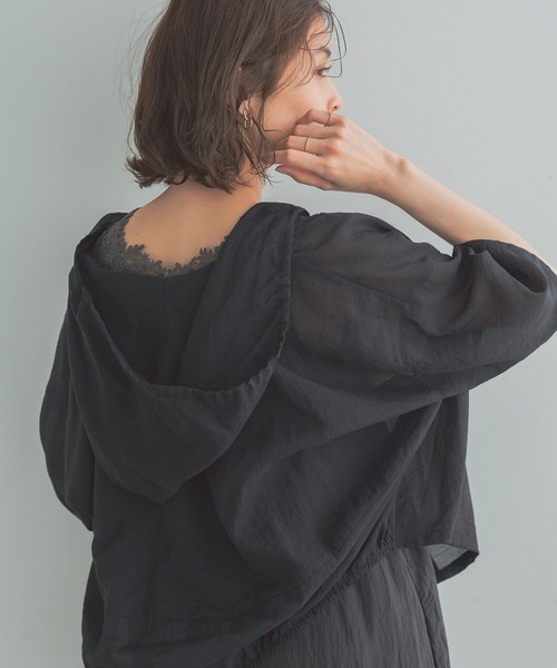 studio CLIP(スタディオクリップ)の「シアーフードシャツ(シャツ/ブラウス・レディース・ライトグレー/ブラック/アイボリー・FREE)」の15枚目の写真