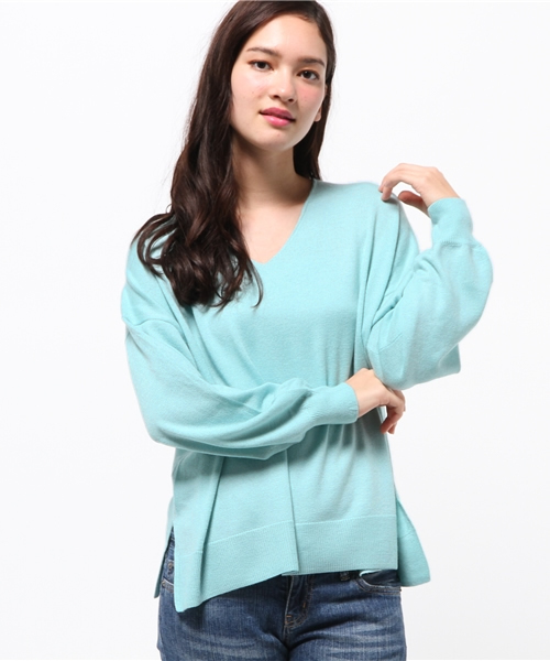 DouDou（ドゥドゥ）の「【DouDou】Vネックゆるニットプルオーバー（ニット/セーター・レディース・ライトブルー/イエロー/グレー/ホワイト・FREE）」の6枚目の写真