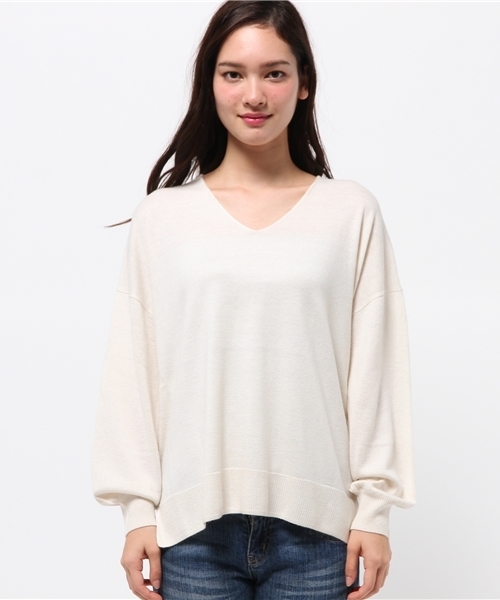 DouDou（ドゥドゥ）の「【DouDou】Vネックゆるニットプルオーバー（ニット/セーター・レディース・ライトブルー/イエロー/グレー/ホワイト・FREE）」の9枚目の写真