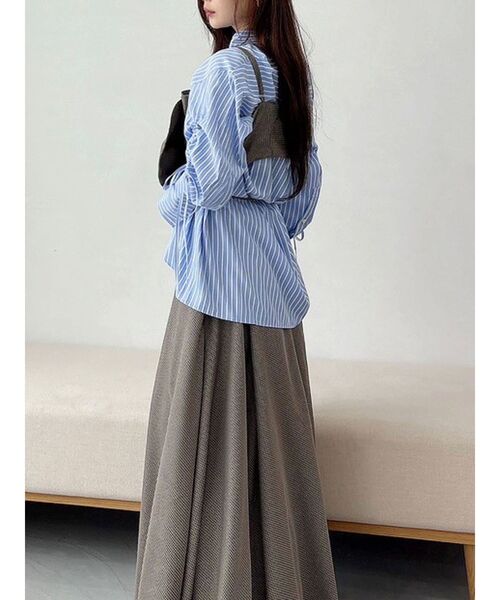 OUNNOUN（オウンノウン）の「【OUNNOUN】ドロストスリーブシャツ（シャツ/ブラウス・レディース・アイボリー/ブルー/ライトグレー・FREE）」の10枚目の写真