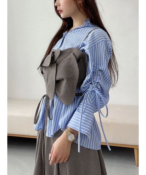 OUNNOUN（オウンノウン）の「【OUNNOUN】ドロストスリーブシャツ（シャツ/ブラウス・レディース・アイボリー/ブルー/ライトグレー・FREE）」の12枚目の写真