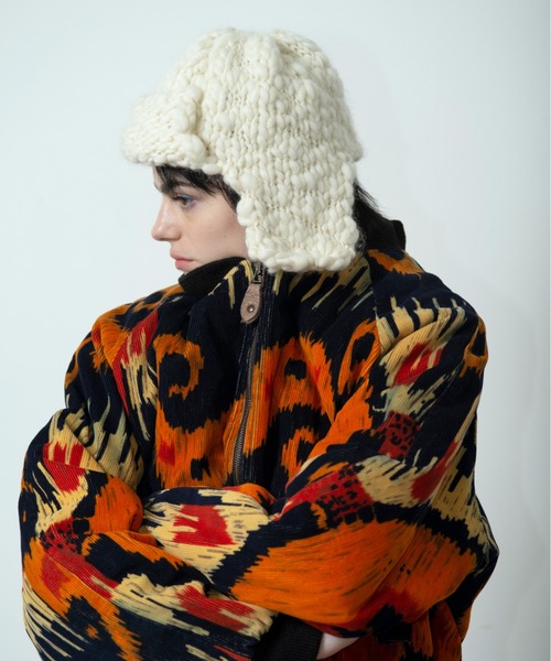 Nine Tailor（ナインテイラー）の「Nine Tailor Cockscomb Flap Cap (N-1551)（ニットキャップ/ビーニー・メンズ・ブラウン/ブラック/アイボリー・FREE）」の5枚目の写真