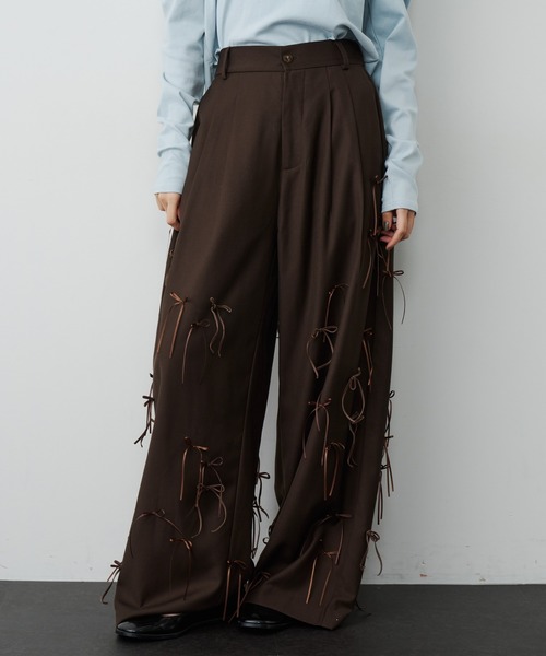 LA BELLE ETUDE（ラベルエチュード）の「many ribbon pants（スラックス・レディース・ブラウン/アイボリー/ブラック・0/1）」の22枚目の写真