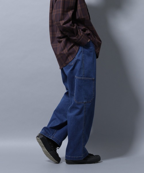 Gramicci（グラミチ）の「Gramicci/別注 CARGO DENIM PANT（デニムパンツ・メンズ・ブラック/インディゴブルー・S/M/L）」の2枚目の写真