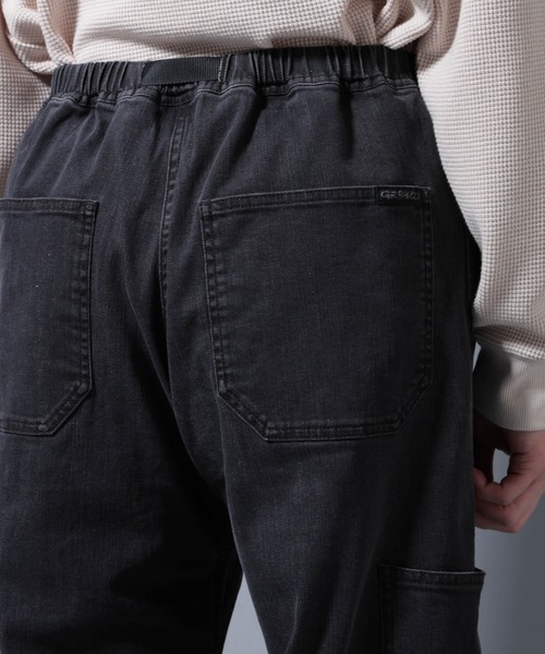 Gramicci（グラミチ）の「Gramicci/別注 CARGO DENIM PANT（デニムパンツ・メンズ・ブラック/インディゴブルー・S/M/L）」の21枚目の写真