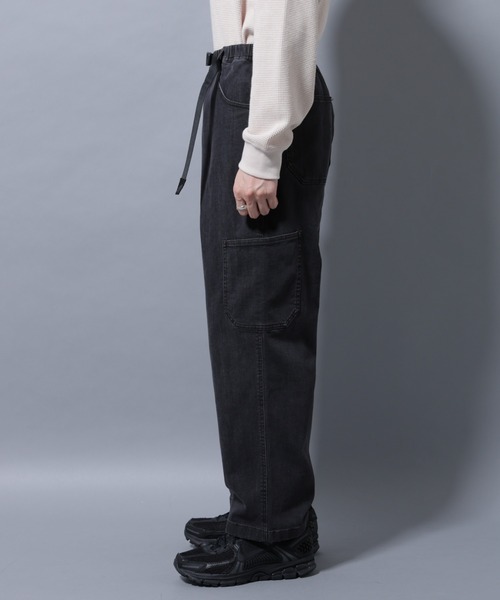 Gramicci（グラミチ）の「Gramicci/別注 CARGO DENIM PANT（デニムパンツ・メンズ・ブラック/インディゴブルー・S/M/L）」の17枚目の写真