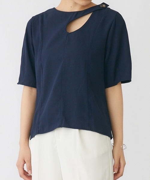 mebole(メボレ)の「カットアウトパフトップス(Tシャツ/カットソー・レディース・ネイビー/グレー・FREE)」の2枚目の写真