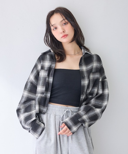 INGNI(イング)の「【WEB限定】チェックショートシャツ(シャツ/ブラウス・レディース・ワイン系8/ブラック系/ホワイト系その他7/ブラウン系その他2・M)」の3枚目の写真