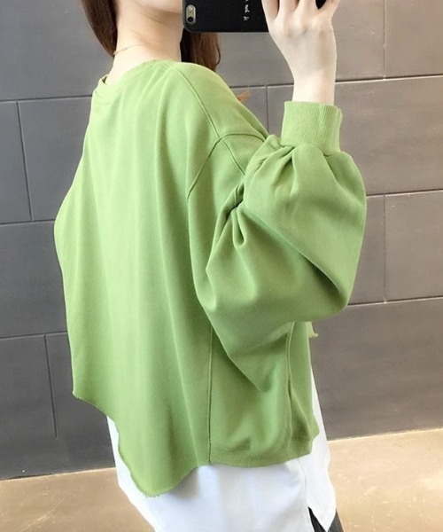 cammie（キャミー）の「レイヤード風クルーネック裾カットオフスウェットトップス（Tシャツ/カットソー・レディース・ライトグレー/ブラック/アイボリー/イエロー×グリーン・MEDIUM/LARGE）」の21枚目の写真