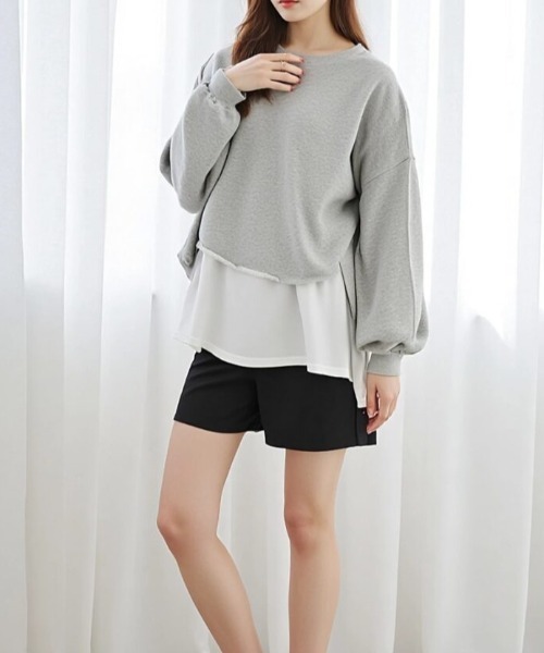 cammie（キャミー）の「レイヤード風クルーネック裾カットオフスウェットトップス（Tシャツ/カットソー・レディース・ライトグレー/ブラック/アイボリー/イエロー×グリーン・MEDIUM/LARGE）」の13枚目の写真