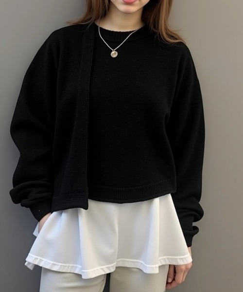 cammie（キャミー）の「レイヤード風クルーネック裾カットオフスウェットトップス（Tシャツ/カットソー・レディース・ライトグレー/ブラック/アイボリー/イエロー×グリーン・MEDIUM/LARGE）」の11枚目の写真