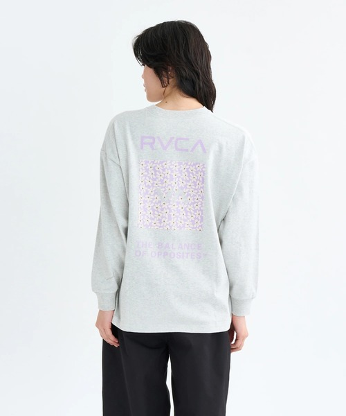RVCA(ルーカ)の「RVCA レディース BANDANA VA BOX LOGO LS TEE ロンT 【2025年秋冬モデル】/ルーカボックスグラフィックバックプリント長袖ロゴロンT(Tシャツ/カットソー・レディース・ホワイト/ブラック/グレー・SMALL/MEDIUM/LARGE)」の3枚目の写真