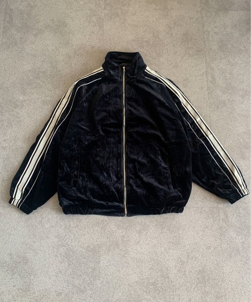 link lot(リンクロット)の「【2点セット】ベロア ライントラックジャケット&ラインパンツ セットアップ(セットアップ・メンズ・ブラック・M)」の17枚目の写真