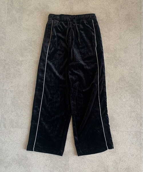link lot(リンクロット)の「【2点セット】ベロア ライントラックジャケット&ラインパンツ セットアップ(セットアップ・メンズ・ブラック・M)」の10枚目の写真