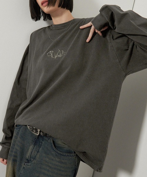 Alfred Alex（アルフレッドアレックス）の「【Alfred Alex】ヴィンテージ加工ピグメントメタルシリコンプリントオーバーサイズロンＴ（Tシャツ/カットソー・メンズ・グレイッシュブルー/ブラック/ワイン/ブラウン・M/L）」の15枚目の写真