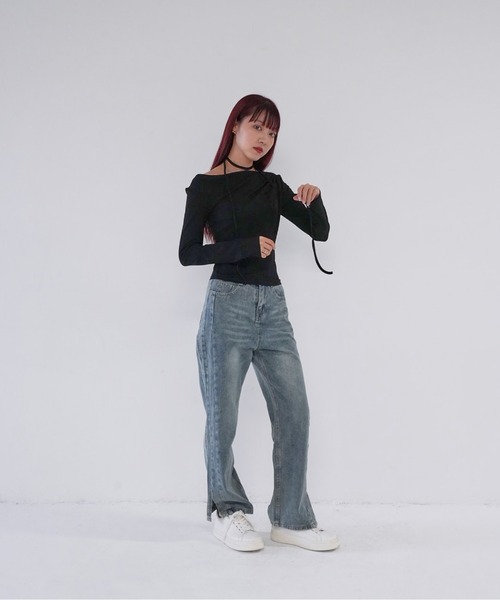 Uenui(ウニュイ)の「【 cunii 】 off shoulder rib top(Tシャツ/カットソー・レディース・グレー/ブラック/ベージュ系/レッド・FREE)」の6枚目の写真