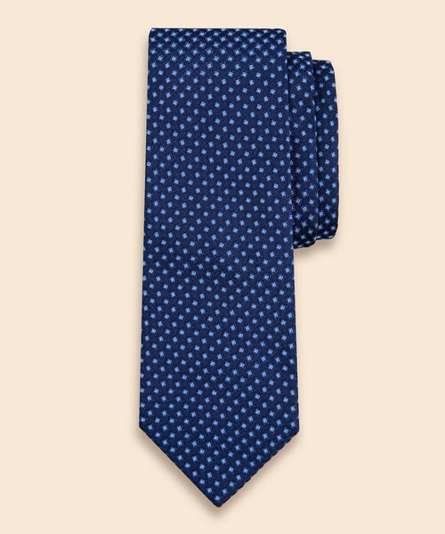 BROOKS BROTHERS(ブルックスブラザーズ)の「シルク トーナルスクエア ジャカードタイ(ネクタイ・メンズ・ブラウン/ネイビー・ONE SIZE)」の2枚目の写真