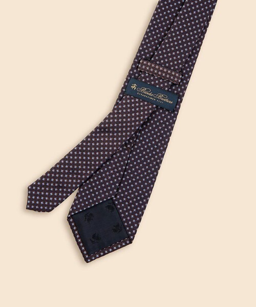 BROOKS BROTHERS(ブルックスブラザーズ)の「シルク トーナルスクエア ジャカードタイ(ネクタイ・メンズ・ブラウン/ネイビー・ONE SIZE)」の3枚目の写真