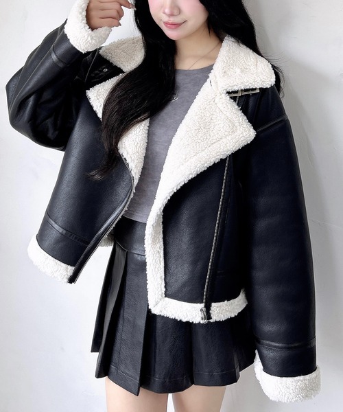 INGNI（イング）の「クロップド丈フライトジャケット（ムートンコート・レディース・ブラック系その他2/アイボリー/ブラウン系3・M）」の2枚目の写真