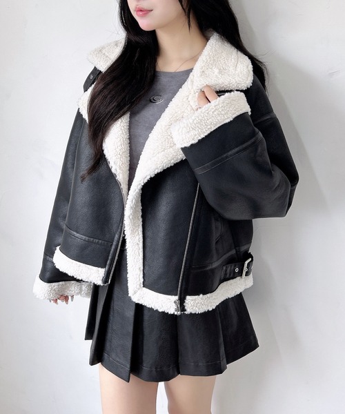 INGNI（イング）の「クロップド丈フライトジャケット（ムートンコート・レディース・ブラック系その他2/アイボリー/ブラウン系3・M）」の5枚目の写真