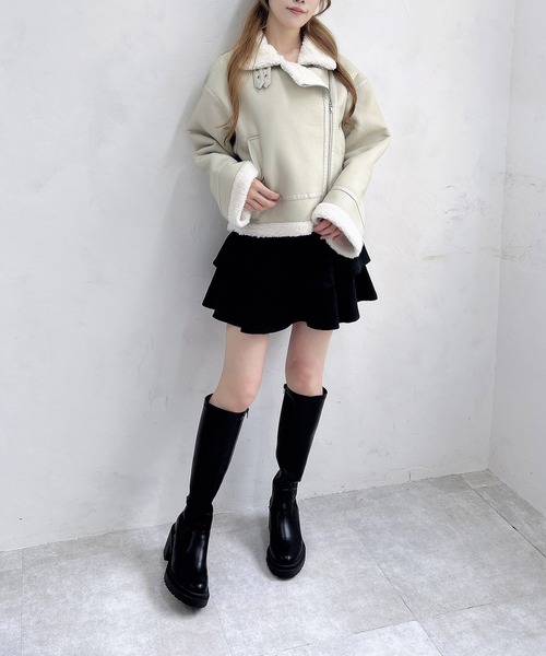 INGNI（イング）の「クロップド丈フライトジャケット（ムートンコート・レディース・ブラック系その他2/アイボリー/ブラウン系3・M）」の21枚目の写真