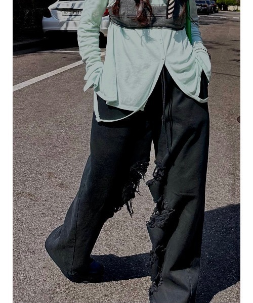 ELCHELE INSIDE RIPPEDHOLE PANTS ブラック 38 ELCHELE INSIDE RIPPEDHOLE PANTS ブラック 38 INSIDE RIPPED HOLE PANTS