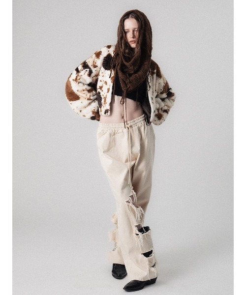 ELCHELE（エルチェレ）の「INSIDE RIPPED HOLE PANTS（スウェットパンツ・レディース・ナチュラル/ブラック・36/38）」の11枚目の写真