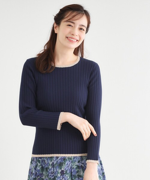 LAURA ASHLEY(ローラアシュレイ)の「【洗える/ハイゲージ/配色デザイン】プルオーバーニット(ニット/セーター・レディース・ブラウン系その他2/ネイビー・38/40)」の7枚目の写真
