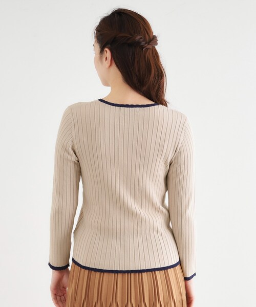 LAURA ASHLEY(ローラアシュレイ)の「【洗える/ハイゲージ/配色デザイン】プルオーバーニット(ニット/セーター・レディース・ブラウン系その他2/ネイビー・38/40)」の13枚目の写真
