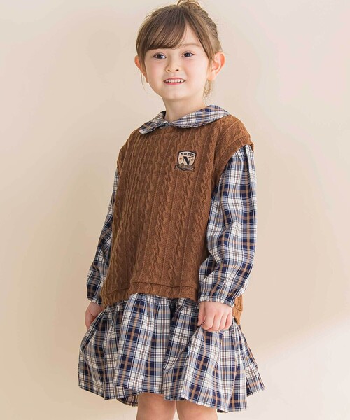 Noeil aime BeBe（ノイユエイムベベ）の「【お揃い】タータンチェックワンピース＋ケーブルジャガードベストセット（ワンピース・キッズ・レッド系その他/ブルー系その他2・120cm/110cm/130cm/100cm）」の2枚目の写真