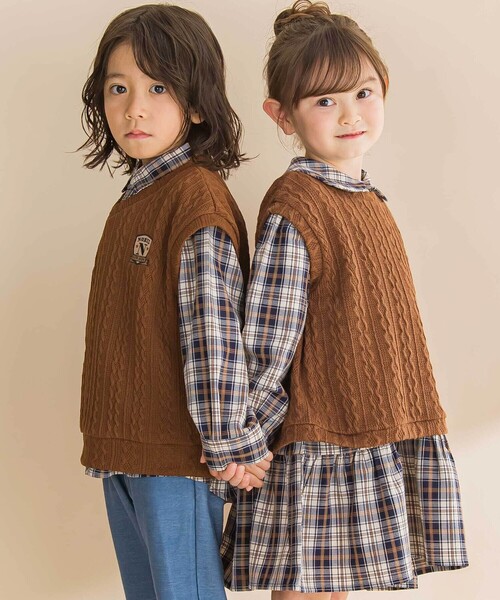 Noeil aime BeBe（ノイユエイムベベ）の「【お揃い】タータンチェックワンピース＋ケーブルジャガードベストセット（ワンピース・キッズ・レッド系その他/ブルー系その他2・120cm/110cm/130cm/100cm）」の13枚目の写真