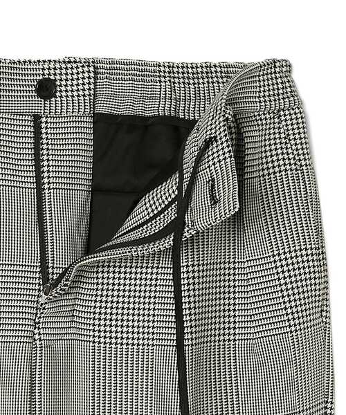 N.HOOLYWOOD COMPILE(N.ハリウッド コンパイル)の「2TUCK TROUSERS(スラックス・メンズ・ブラック系1・36/38/40)」の3枚目の写真