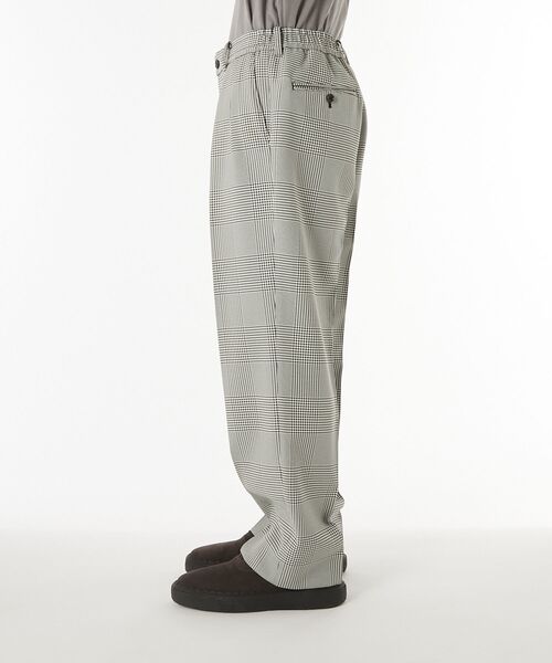 N.HOOLYWOOD COMPILE(N.ハリウッド コンパイル)の「2TUCK TROUSERS(スラックス・メンズ・ブラック系1・36/38/40)」の6枚目の写真