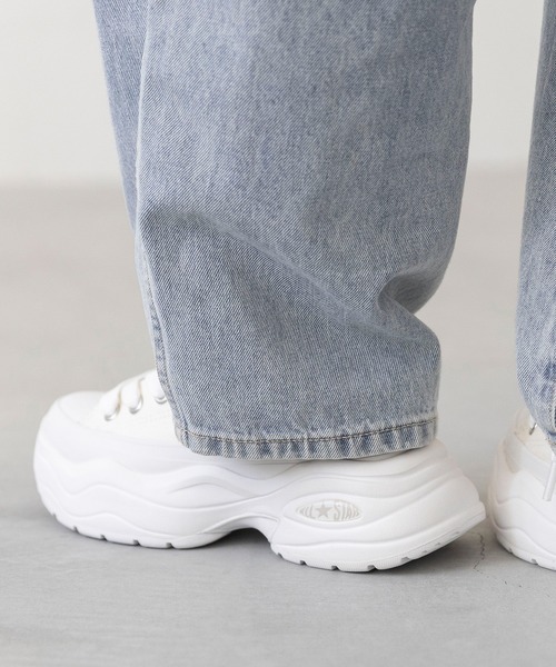CONVERSE(コンバース)の「CONVERSE コンバース ALL STAR SURGETRAINER OX オールスター サージトレーナー 厚底スニーカー(スニーカー・レディース・ホワイト/ブラック・22.5cm/23.0cm/23.5cm/24.0cm/24.5cm/25.0cm/25.5cm/22.0cm/26.0cm)」の11枚目の写真