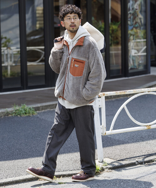 FREAK'S STORE(フリークスストア)の「リラックスフィット ワンポイントロゴ リバーシブル ナイロン フリースジャケット /ナイロンジャケット ボアジャケット(ブルゾン・メンズ・ブラック/オリーブ/ベージュ/ネイビー/オレンジ・SMALL/LARGE/MEDIUM)」の6枚目の写真