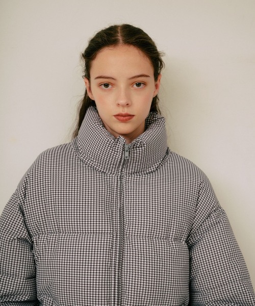 3.3 Field Trip （3.3フィールドトリップ）の「3.3 Field Trip／アソートパファージャケット（ダウンジャケット/コート・レディース・ベージュ/ブラック×ホワイト/ブラック×グリーン/ブラック・MEDIUM）」の3枚目の写真