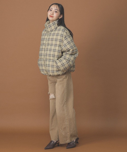 3.3 Field Trip （3.3フィールドトリップ）の「3.3 Field Trip／アソートパファージャケット（ダウンジャケット/コート・レディース・ベージュ/ブラック×ホワイト/ブラック×グリーン/ブラック・MEDIUM）」の14枚目の写真