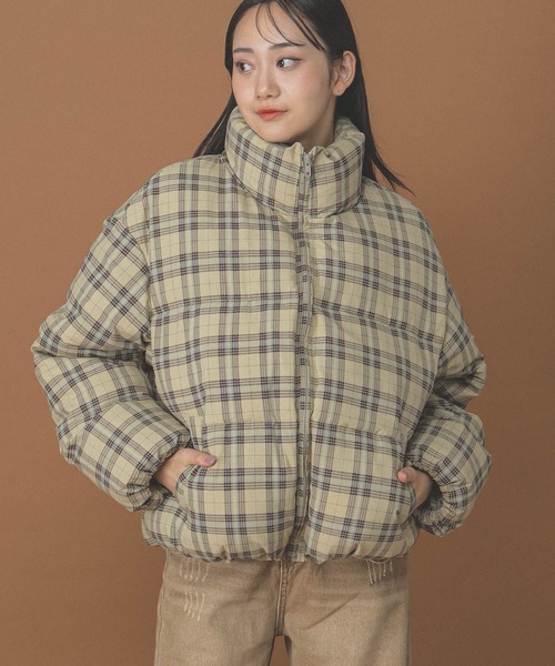 3.3 Field Trip （3.3フィールドトリップ）の「3.3 Field Trip／アソートパファージャケット（ダウンジャケット/コート・レディース・ベージュ/ブラック×ホワイト/ブラック×グリーン/ブラック・MEDIUM）」の16枚目の写真