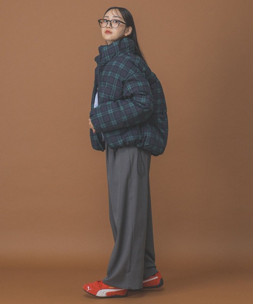 3.3 Field Trip （3.3フィールドトリップ）の「3.3 Field Trip／アソートパファージャケット（ダウンジャケット/コート・レディース・ベージュ/ブラック×ホワイト/ブラック×グリーン/ブラック・MEDIUM）」の21枚目の写真