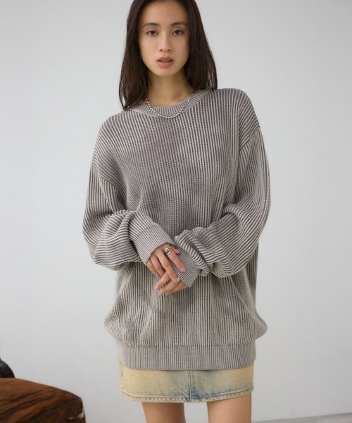 AZUL by moussy（アズールバイマウジー）の「シャドウスプレーリブニット（ニット/セーター・メンズ・ブラック/ベージュ/ネイビー・MEDIUM/LARGE）」の2枚目の写真