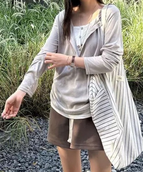 SPIGA（スピーガ）の「ﾚｲﾔｰﾄﾞ風ﾍﾝﾘｰﾈｯｸﾛﾝT（Tシャツ/カットソー・レディース・グレー/ベージュ・SMALL/MEDIUM/LARGE/X-LARGE）」の5枚目の写真