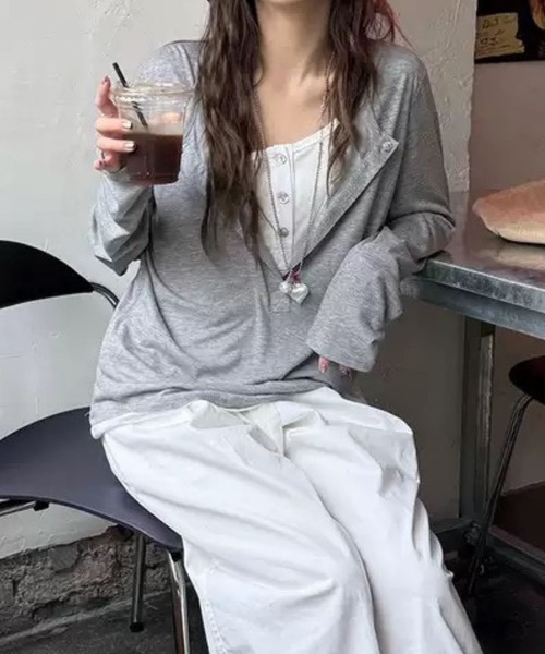 SPIGA（スピーガ）の「ﾚｲﾔｰﾄﾞ風ﾍﾝﾘｰﾈｯｸﾛﾝT（Tシャツ/カットソー・レディース・グレー/ベージュ・SMALL/MEDIUM/LARGE/X-LARGE）」の9枚目の写真