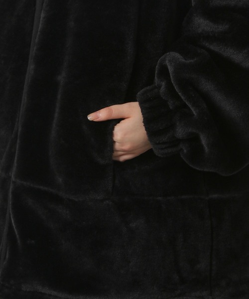 LAKOLE（ラコレ）の「スタンドボアブルゾン / 496631（ブルゾン・レディース・カーキ/ブラック/モカ・FREE）」の22枚目の写真