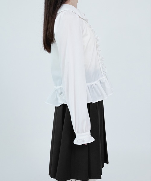 apres jour mignon(アプレジュールミニョン)の「【apresjour mignon soie】frill pin tuck blouse/フリルピンタックブラウス(シャツ/ブラウス・レディース・ネイビー/オフホワイト・フリー/LARGE)」の4枚目の写真