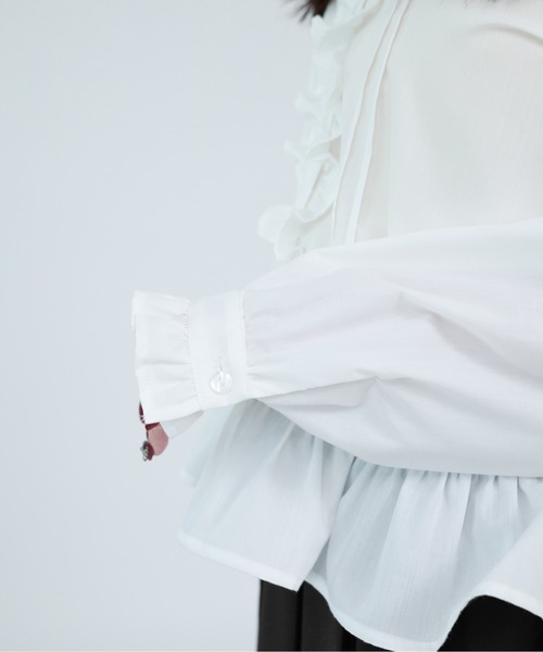 apres jour mignon(アプレジュールミニョン)の「【apresjour mignon soie】frill pin tuck blouse/フリルピンタックブラウス(シャツ/ブラウス・レディース・ネイビー/オフホワイト・フリー/LARGE)」の12枚目の写真