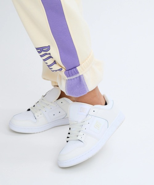 BILLABONG(ビラボン)の「BILLABONG レディース SINCE73 SWEAT LONG P セットアップボトムス 【2025年秋冬モデル】 @autumn /ビラボンセットアップ対応ウエストゴム裏起毛サイドラインロゴスウェットパンツ(スウェットパンツ・レディース・アイボリー・MEDIUM/LARGE)」の4枚目の写真