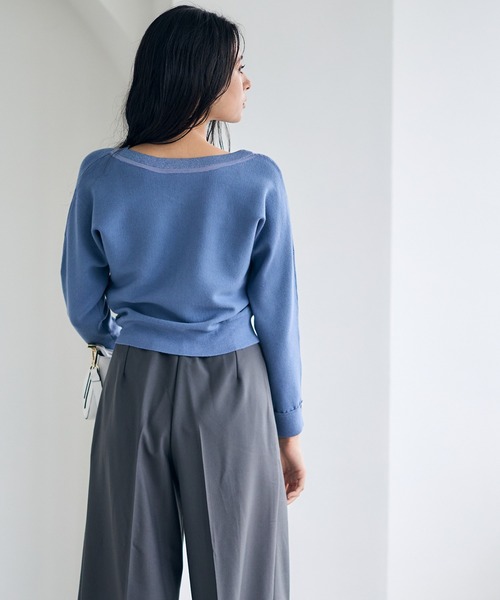 12Twelve Agenda(トゥエルブ アジェンダ)の「前後2wayシアーラメネックドルマンニットプルオーバー(ニット/セーター・レディース・オフホワイト/ブラック/ブルー・M)」の7枚目の写真